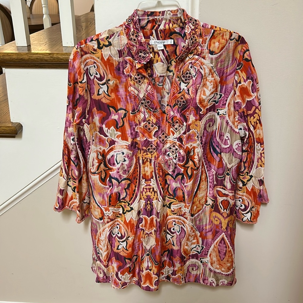 Chico's Watercolor Stunning lightweight tunic - Picture 3 of 16